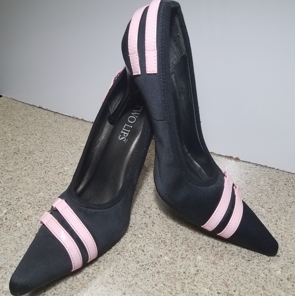 Two lips stilettos size 8 blk/pink
